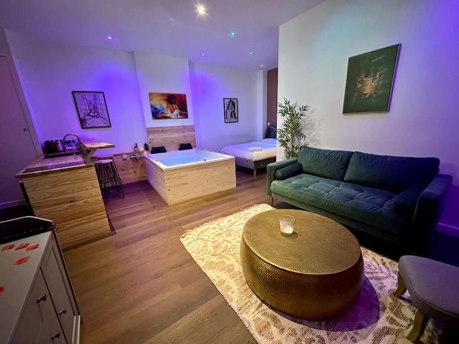 Colline, La Suite Cinema Spa Privee Nancy Zewnętrze zdjęcie